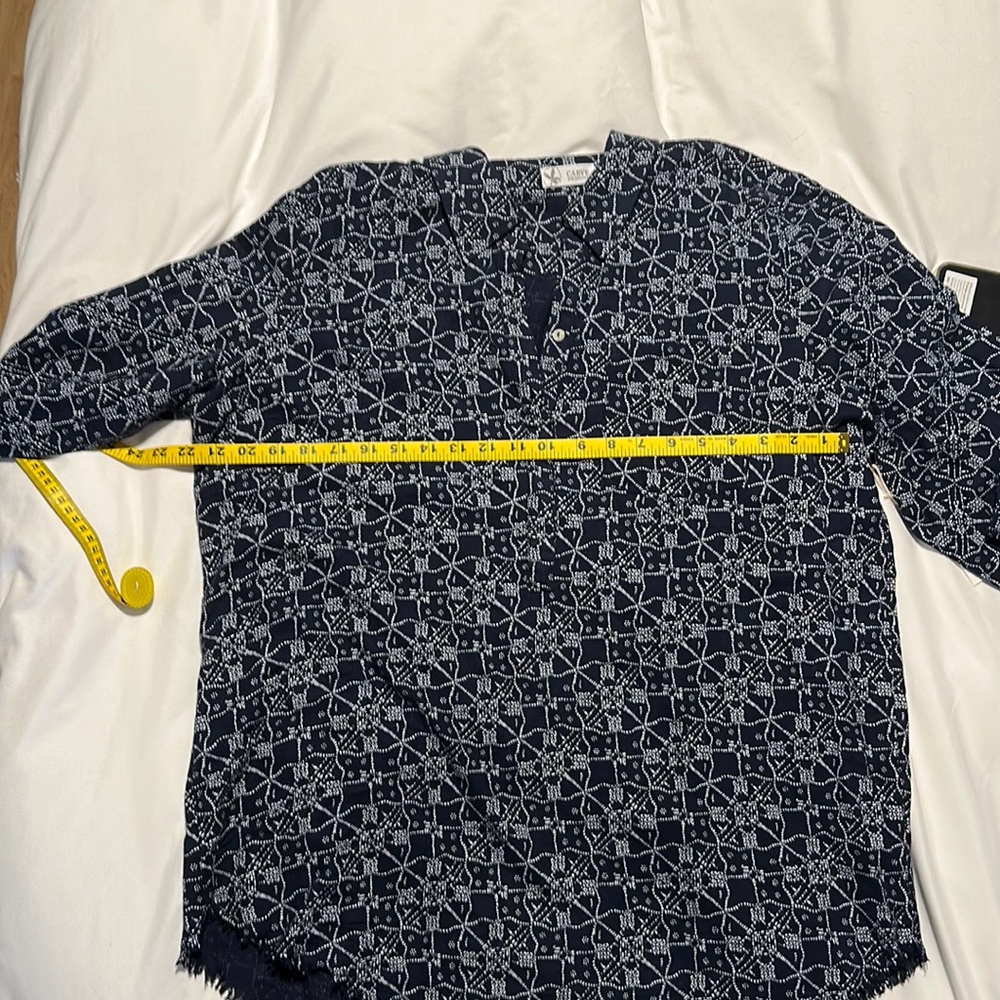Women’s Carve Top